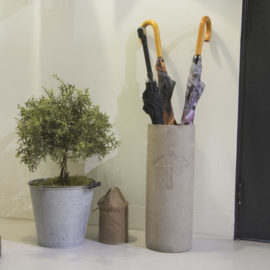 Paraplu standaard beton