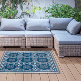 Tiles garden carpet