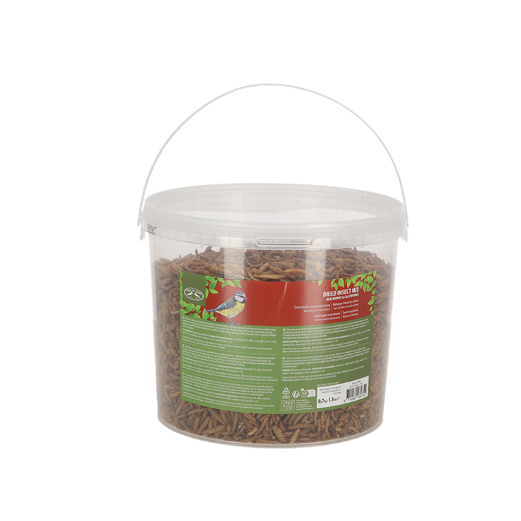 Dried mixed worms 0,7kg in bucket