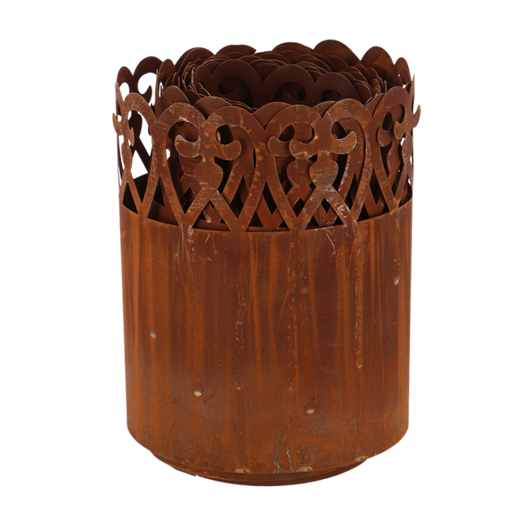 Rasenkante Rost Schnörkel aufgerol.